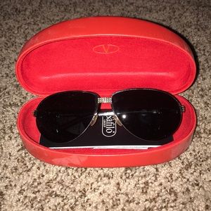 Barely Worn Valentino Sunglasses